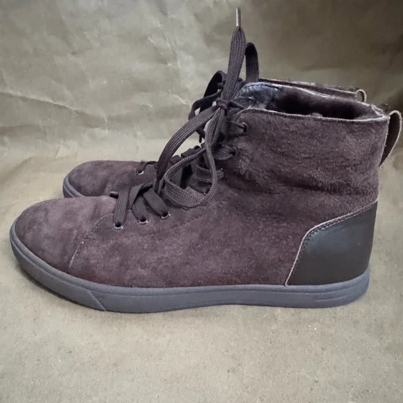 UGG Chocolate Brown Suede & Leather Lined Hi Top Sneakers. Size 9/EU 40 - Picture 3 of 10